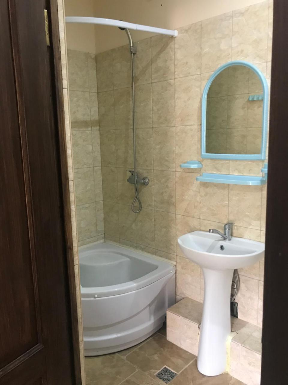Барнаба Γκάγκρα Εξωτερικό φωτογραφία